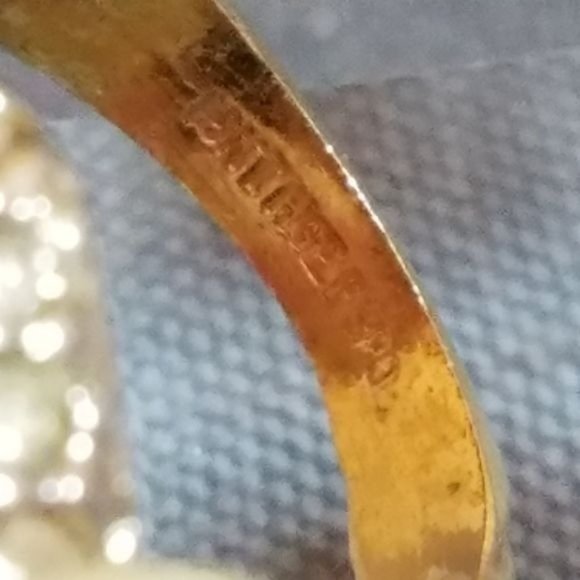 Twist Ring 18k hge gold and rhinestone knot ring size 6.5 designer J Esposito - Picture 4 of 7